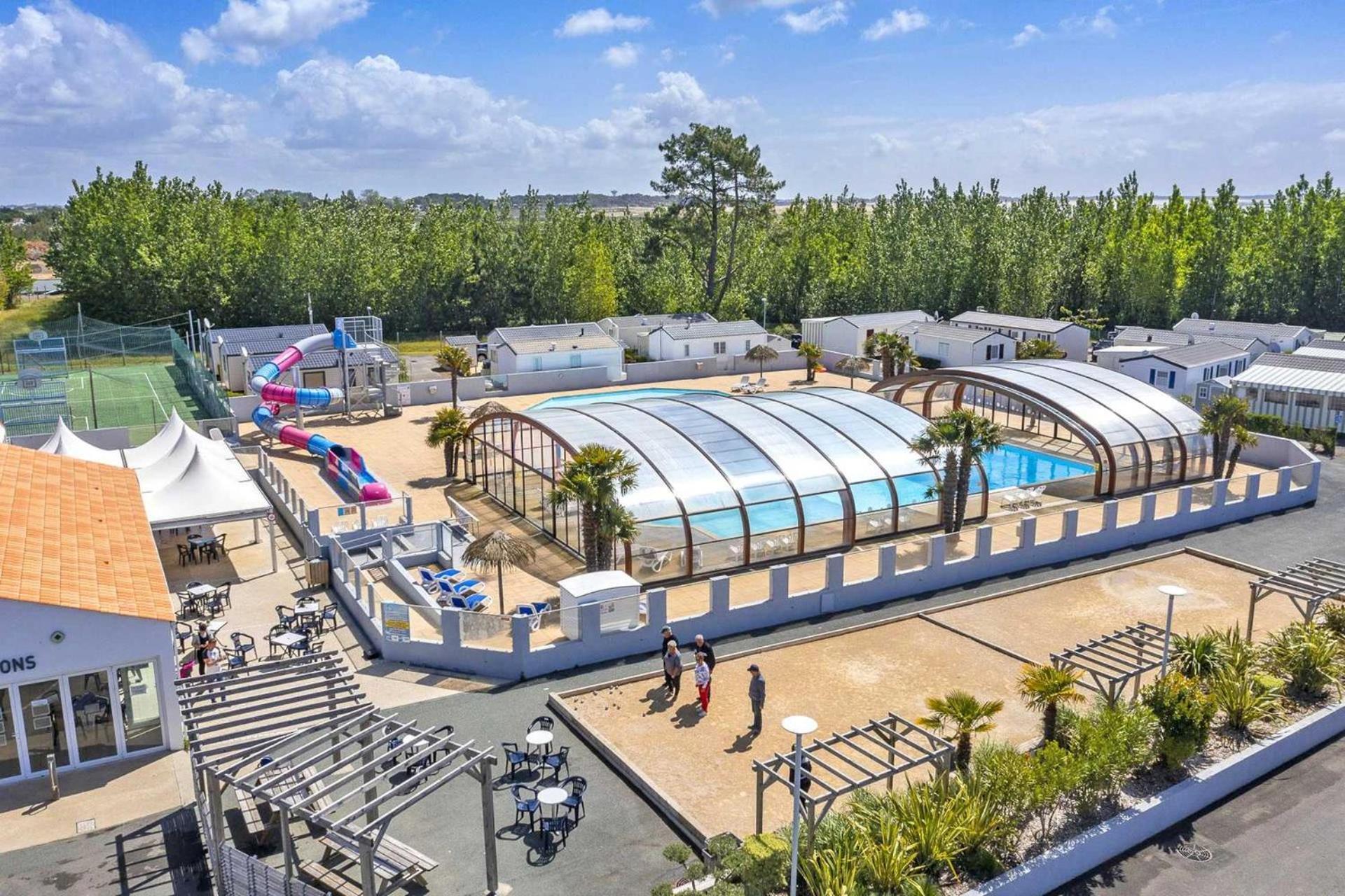 A 200m Piscine 4 Eeic0a Villa *